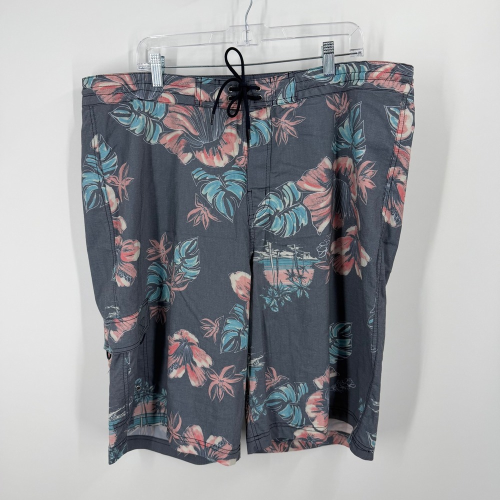 Roundtree & Yorke Swim Shorts Mens 42 Gray Floral Tropical Board Shorts Stretch